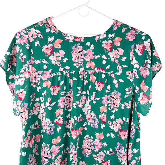 Torrid V-Neck Blouse Tunic Green Pink Floral 5 Spring - Picture 10 of 11